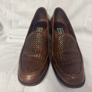 Cole Haan Women Dark Brown Country Woven Leather Loafers size 8